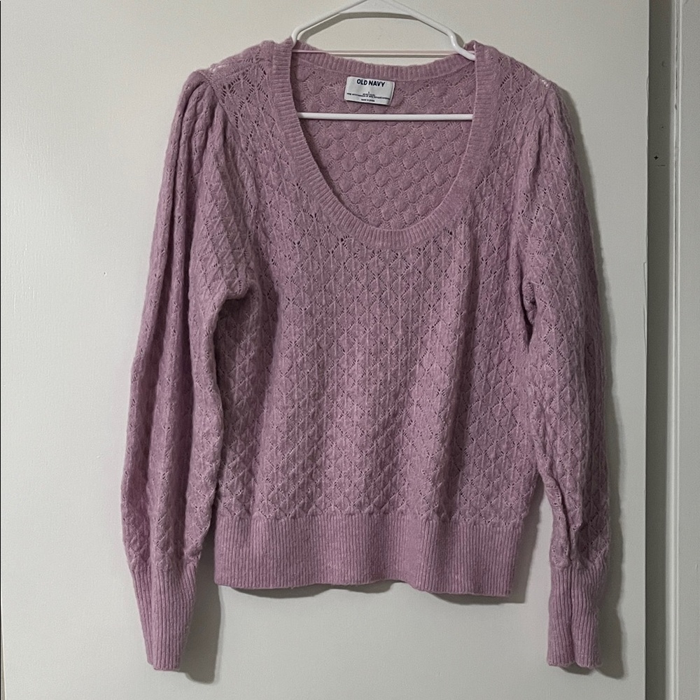Old Navy Women's Lavender Scoop Neck Sweater